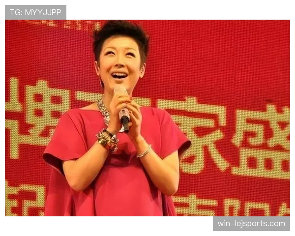 孙悦这生活节奏跟节目组导演似的，球场上一秒正经下一秒就开撕戏还挺带劲